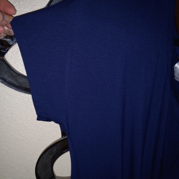 Venus Navy blue draped front tunic. New. Size large. - Picture 3 of 15